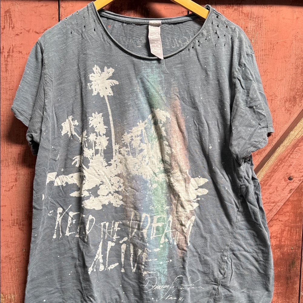 Gray Graphic Magnolia Pearl T-Shirt with Tropical Print